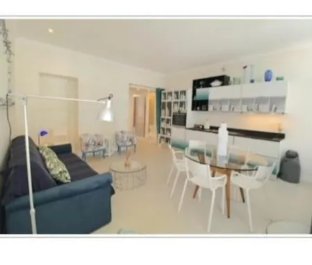 Maison Carnot Cannes